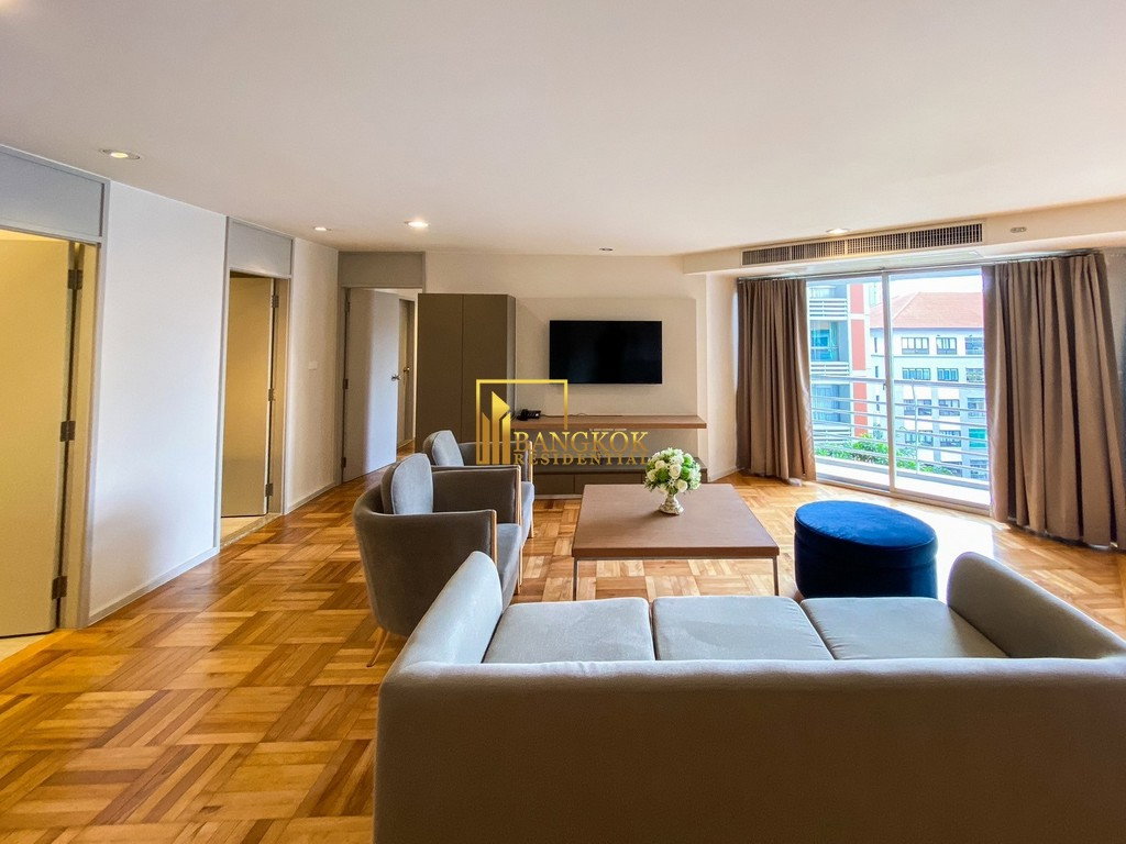 รูป Renovated 3 Bed Apartment For Rent in Sathorn - BR0768AP - รูปที่ 2/46