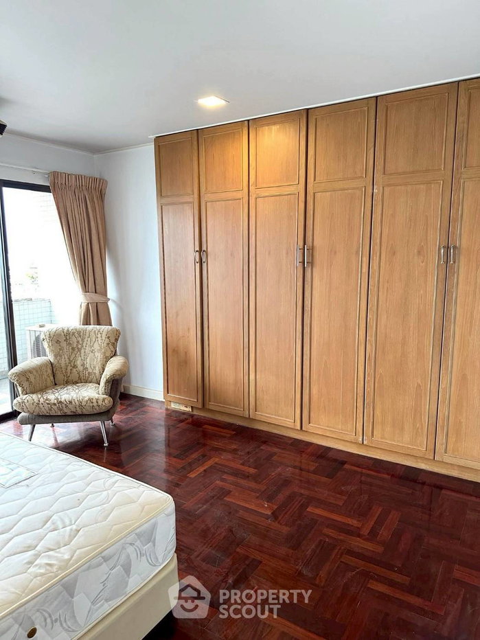 รูป คอนโด 3 ห้องนอน 144 ตร.ม. ชั้น 18 ที่ Richmond Palace ใกล้ BTS พร้อมพงษ์ (ID 2479743) - รูปที่ 14/19