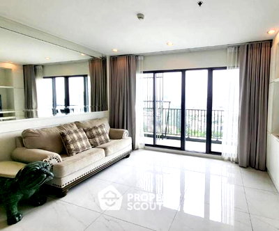 เช่าคอนโด ซอยปรีดี พนมยงค์ (สุขุมวิท 71) : คอนโด 3-ห้องนอน ที่ ซี เอกมัย ใกล้ ARL รามคำแหง (ID 2417114)