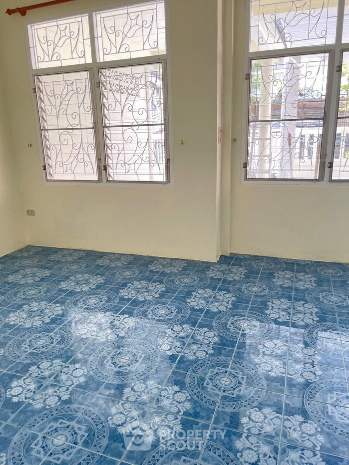 รูป บ้าน 3-ห้องนอน ที่ หมู่บ้านอยู่เจริญ ซอยเทิดราชัน 45 ใน สีกัน (ID 2328560) - รูปที่ 17/24