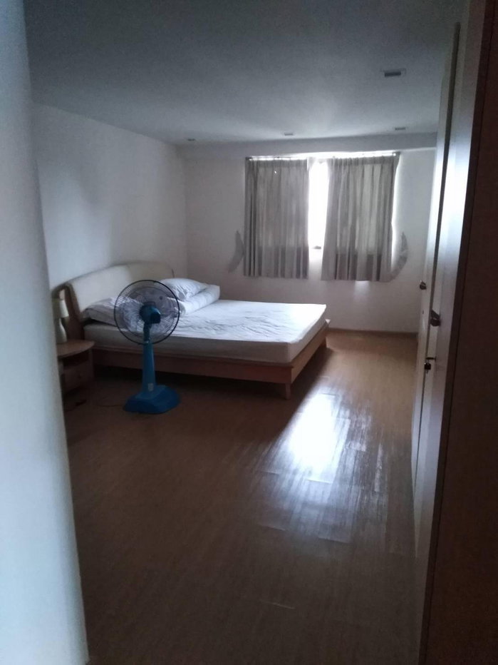 รูป LTH5400 – Royal Castle FOR RENT 3 beds 3 baths size 155 Sq.M. Nearby BTS Phrom Phong station ONLY 54k/Month - รูปที่ 4/6