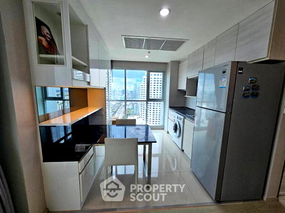 ขายคอนโด : คอนโด 2-ห้องนอน ที่ ไลฟ์ รัชดาภิเษก ใกล้ MRT ห้วยขวาง (ID 2735812)