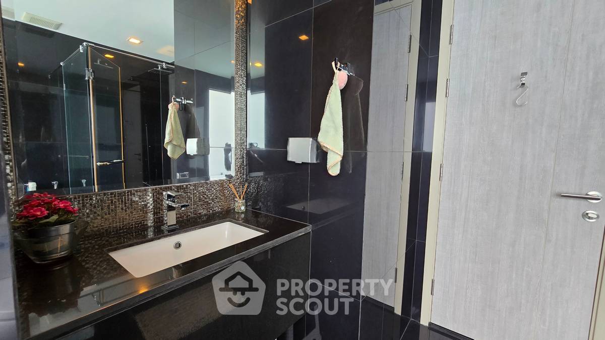 รูป คอนโด 2-ห้องนอน ที่ ริทึ่ม สุขุมวิท 36-38 ใกล้ BTS ทองหล่อ (ID 2733845) - รูปที่ 8/17