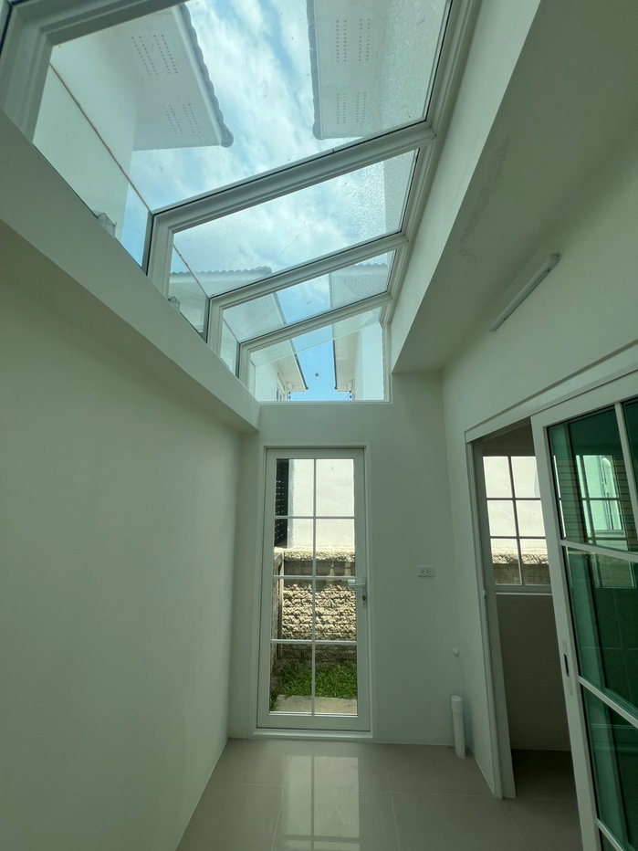 รูป ขายบ้านแฝดสไตส์อังกฤษ อ่างศิลา ชลบุรี - รูปที่ 8/12