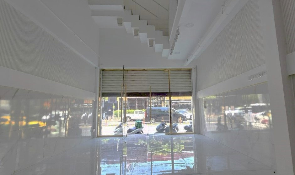 picture Commercial building in good condition, Thonglor ** NO CO-AGENT ** - 15/20