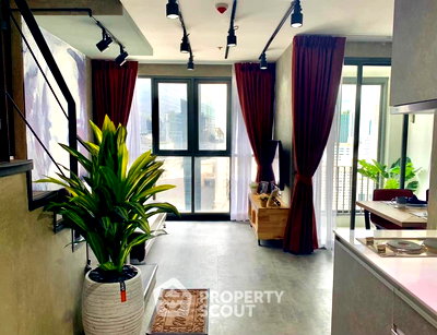 Condos for sale Din Daeng Road : 2-BR Condo at Ideo Mobi Rama 9 near MRT Phra Ram 9 (ID 2738392)
