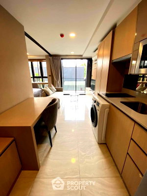 คอนโดให้เช่า : คอนโด 1-ห้องนอน ที่ วาลเด้น อโศก ใกล้ MRT สุขุมวิท (ID 1809936)