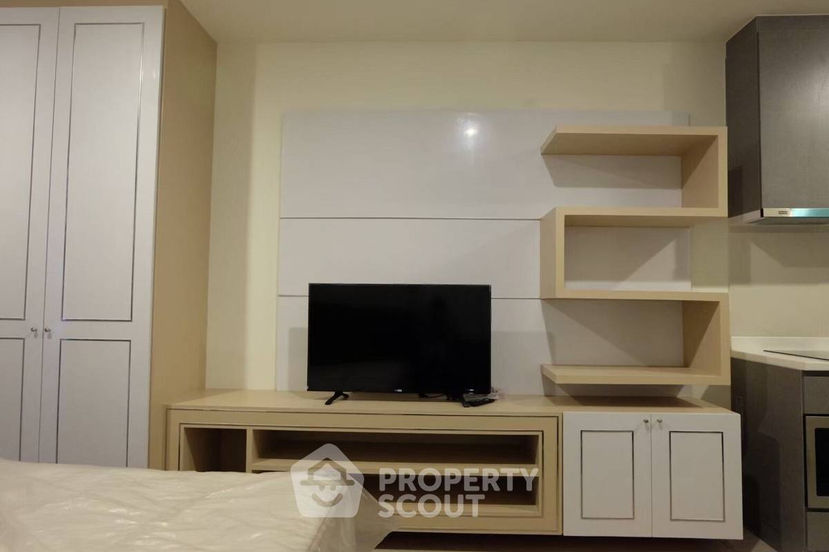 picture Studio Condo at Rhythm Rangnam near BTS Victory Monument (ID 2738506) - 1/5