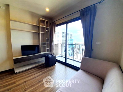 Condos for sale : 1-BR Condo at Onyx Phahonyothin near BTS Saphan Khwai (ID 2734051)