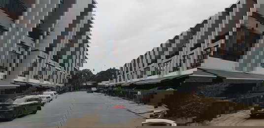 รูปภาพ 🏡 ให้เช่าทาวน์โฮม 3 ชั้น | โครงการ Arden พัฒนาการ ✨ ทำเลดี ติดถนนเมนในโครงการ เดินทางสะดวก ใกล้เอกมัย–ทองหล่อ เพียง 10 นาที