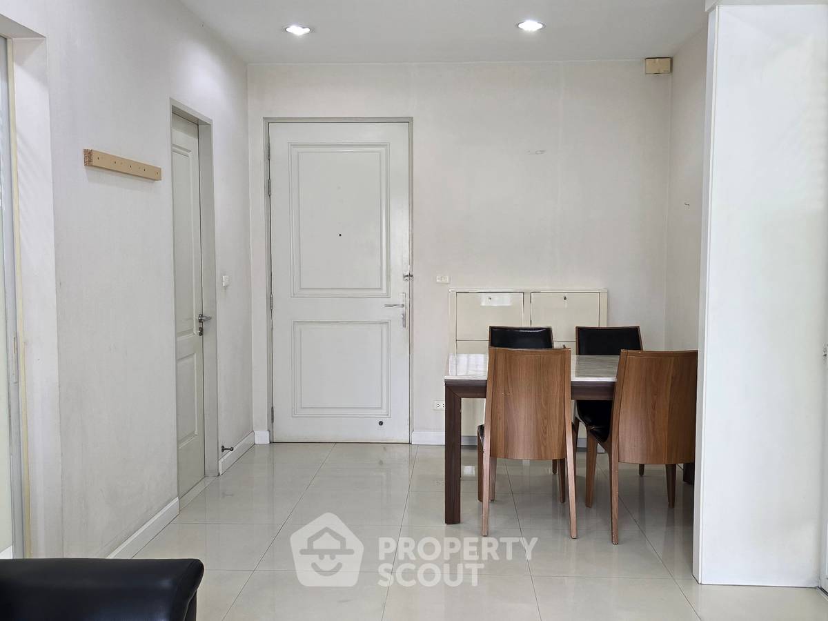 รูป คอนโด 1-ห้องนอน ที่ คิว เฮ้าส์ สาทร ใกล้ BTS กรุงธนบุรี (ID 2733894) - รูปที่ 1/14