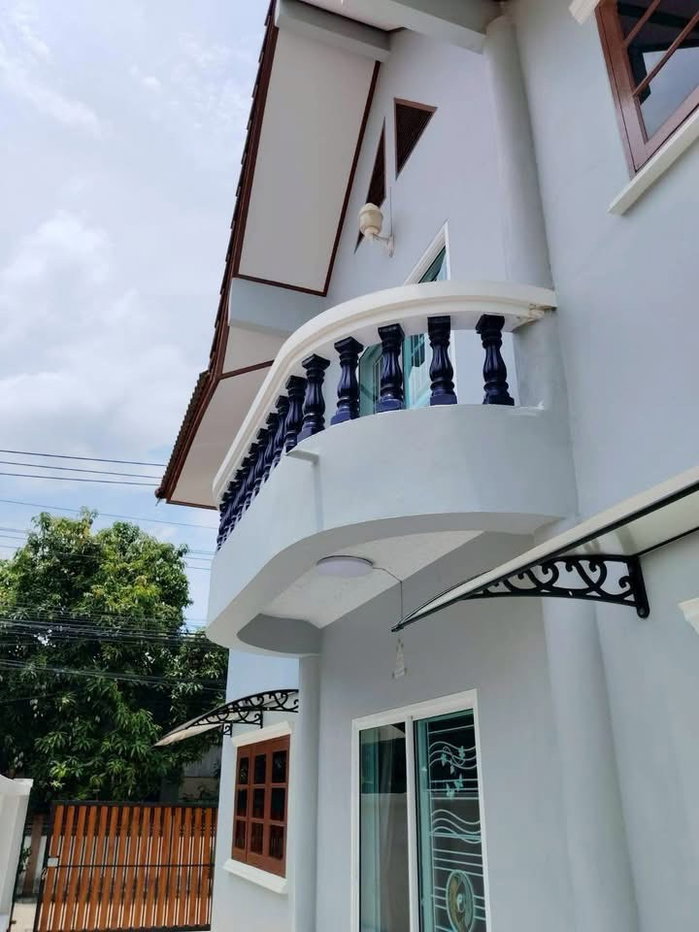 รูป 🏡✨ บ้านเช่าพร้อมอยู่ หทัยราษฎร์ ซอย 3 มีนบุรี 5 ห้องนอน 3 ห้องน้ำ ใกล้รถไฟฟ้า เดินทางสะดวก เหมาะทั้งอยู่อาศัยและจดบริษัท ✨🏡 - รูปที่ 3/13