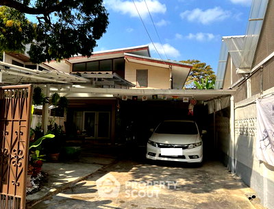 ที่ดิน ถนนลาดพร้าว : ที่ดินสำหรับปล่อยขาย 304 ตารางเมตร แถว ใน จอมพล (ID 2729822)