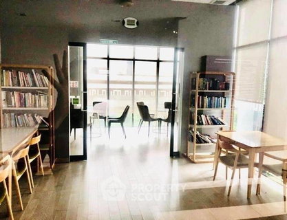 2-BR Condo at Ideo Mobi Sathorn near BTS Krung Thon Buri (ID 2733836)