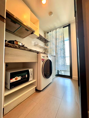 ทาวน์โฮม วิทยาลัยศิลปหัตถกรรมกรุงเทพ : ทดสอบ ขายห้อง 2 ชั้น หน้าลิฟต์ ชั้น 11 คอนโด The base สะพานใหม่ ห้องพร้อมอยู่ ตกแต่งแล้วพร้อมเฟอร์นิเจอร์