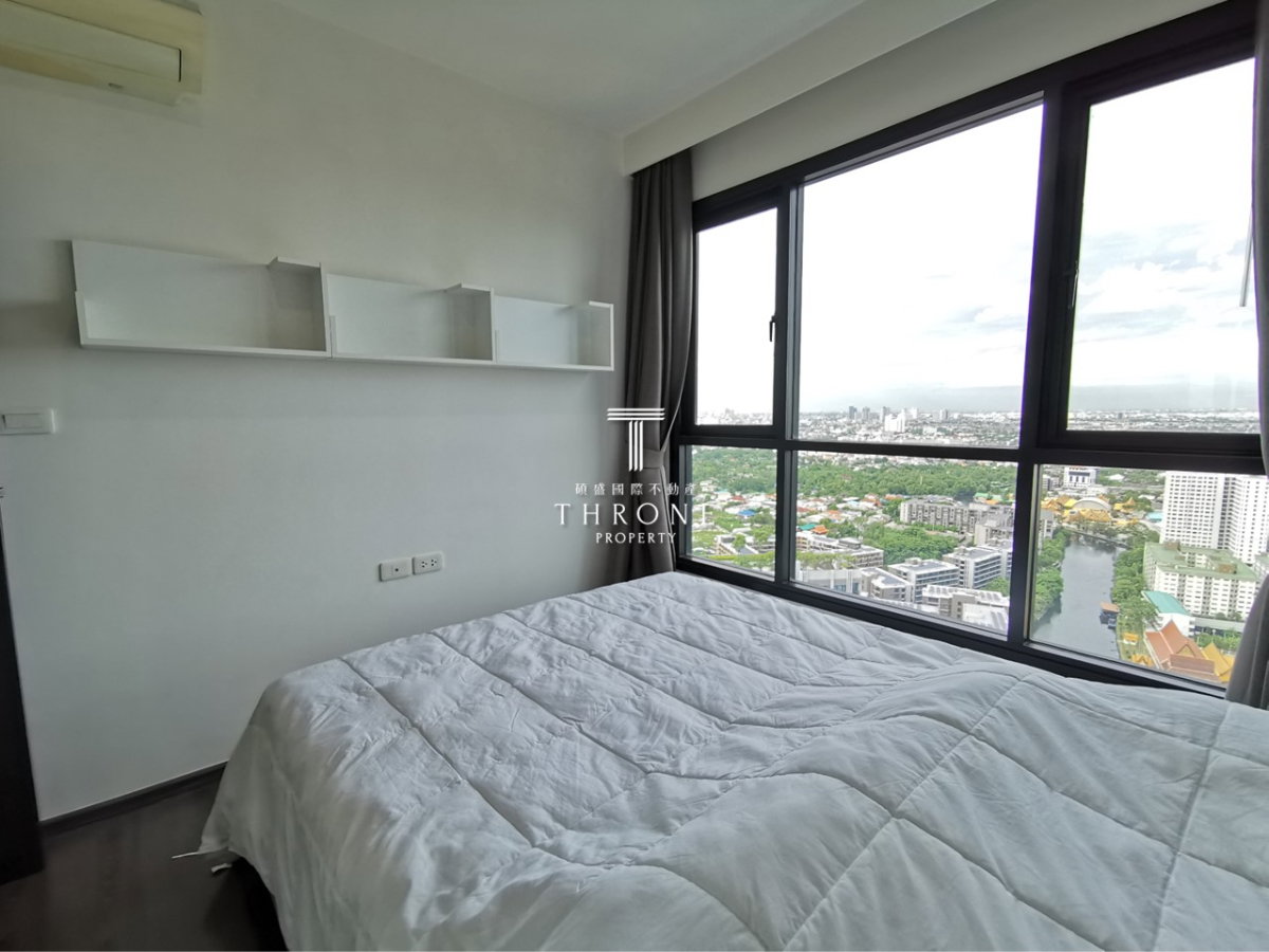 picture The Base Park West 🌟PN-00004321🌟 - 4/11