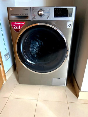 Condos for sale : LTH10794–Millennium Residence beds 3 baths 3 size 144.89 Sq.m. Near BTS Phrom Phong Station ONLY 28.6MB