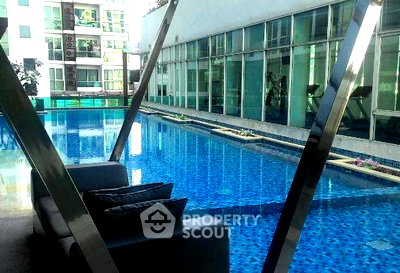 Condos for sale : 1-BR Condo at Ideo Mix Phaholyothin near BTS Saphan Khwai (ID 2733943)
