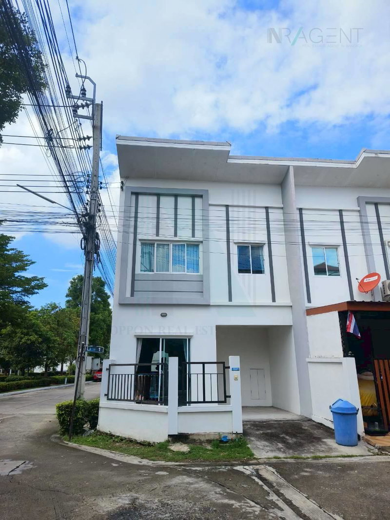 ขายทาวน์โฮม : 📌 ขายทาวน์โฮม โครงการ ไลโอ นอฟ วงแหวนฯ-ปิ่นเกล้า ซ.พระนอน 2 ชั้น 4 ห้องนอน 2 ห้องน้ำ