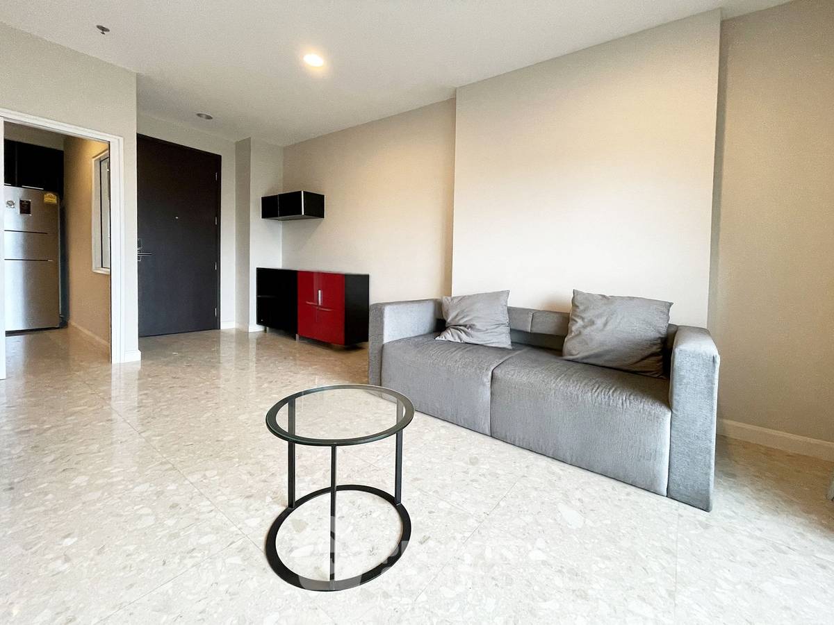 รูป คอนโด 2 ห้องนอน The Crest Sukhumvit 34 ใกล้ BTS ทองหล่อ 200 ม. (ID 2740205) - รูปที่ 6/12