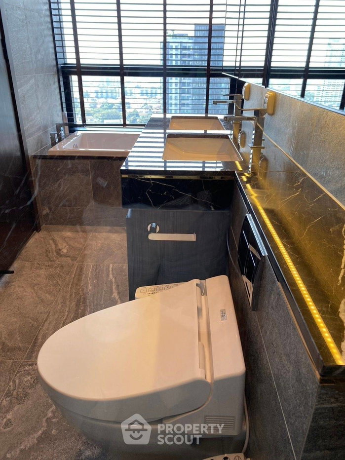 รูป คอนโด 2-ห้องนอน ที่ ดิ เอส สุขุมวิท 36 ใกล้ BTS ทองหล่อ (ID 2725321) - รูปที่ 3/6