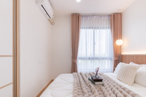 Urgent sale! Fully furnished condo in Soi Lasalle, near BTS Bearing.