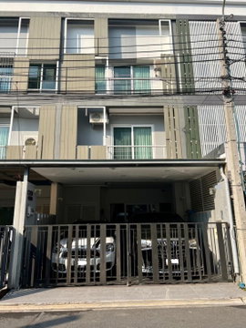 LTH5424 – Townhome in Compound FOR SALE in Ladprao- Mengjai 3 beds 3 baths size 206 Sq.M. Nearby MRT Ladprao station ONLY 8.9 MB