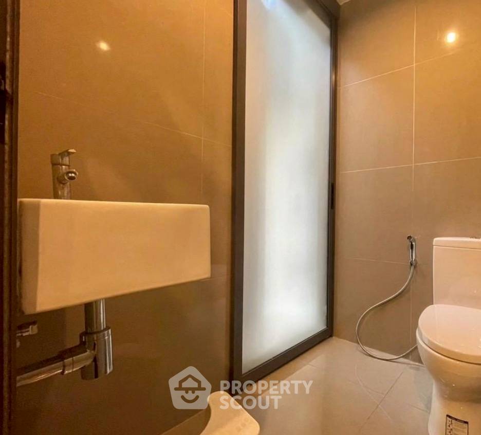 รูป คอนโด 1-ห้องนอน ที่ ริทึ่ม สุขุมวิท42 ใกล้ BTS เอกมัย (ID 2727245) - รูปที่ 3/8