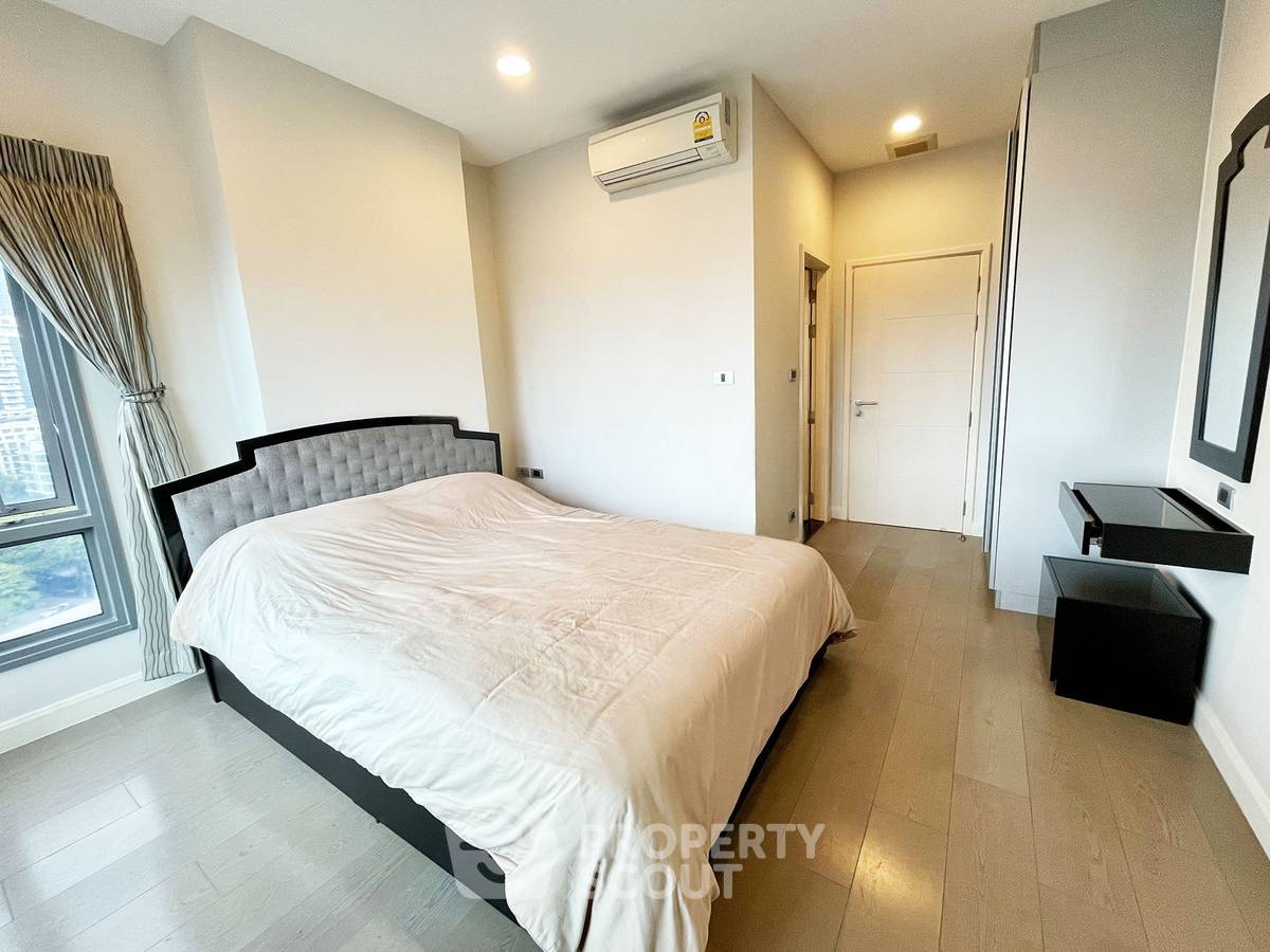 รูป คอนโด 2 ห้องนอน The Crest Sukhumvit 34 ใกล้ BTS ทองหล่อ 200 ม. (ID 2740205) - รูปที่ 3/12