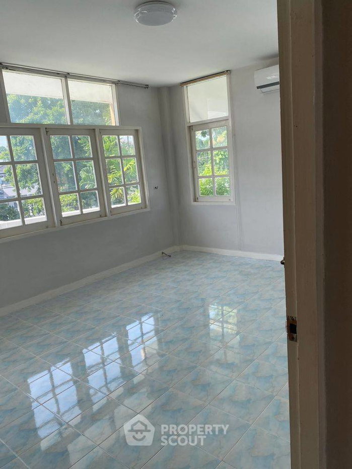 picture 3-BR House in Saphan Sung (ID 2730623) - 4/4