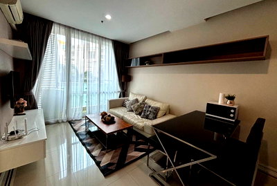 Condos for rent :  T.C.                       Green 