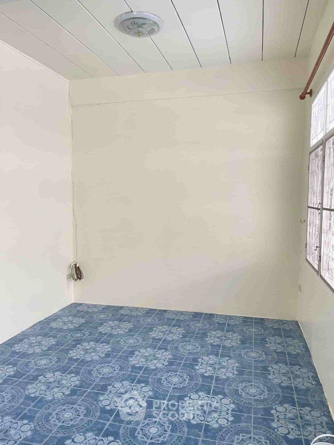 รูป บ้าน 3-ห้องนอน ที่ หมู่บ้านอยู่เจริญ ซอยเทิดราชัน 45 ใน สีกัน (ID 2328560) - รูปที่ 13/24