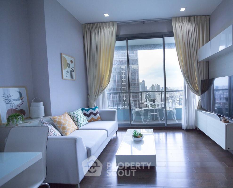 รูป คอนโด 2-ห้องนอน ที่ คิว อโศก ใกล้ MRT เพชรบุรี (ID 2709365) - รูปที่ 1/6