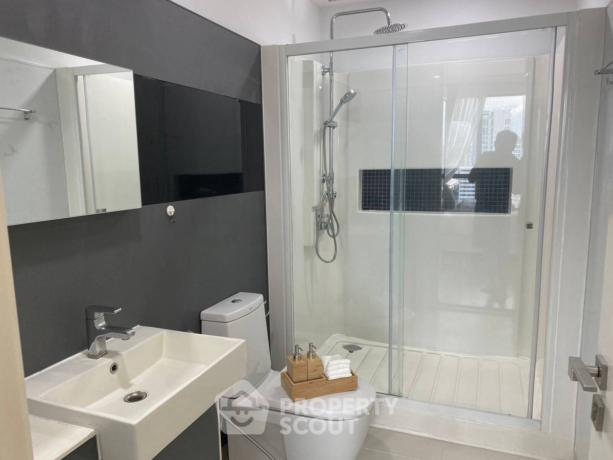 รูป คอนโด 2-ห้องนอน ที่ เดอะ รูม สุขุมวิท 62 ใกล้ BTS ปุณณวิถี (ID 2734497) - รูปที่ 10/12