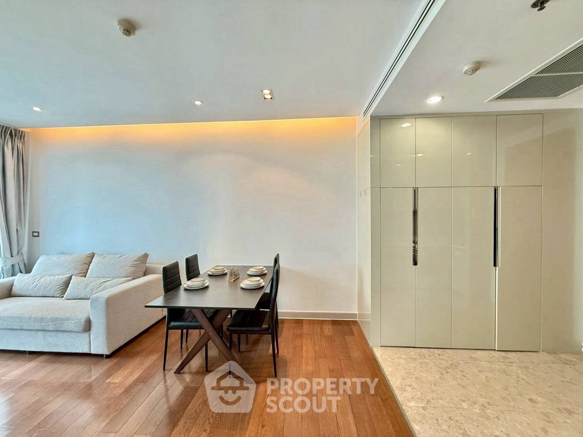 รูป คอนโด 2-ห้องนอน ที่ ดิ แอดเดรส สุขุมวิท 28 ใกล้ BTS พร้อมพงษ์ (ID 2733419) - รูปที่ 6/7