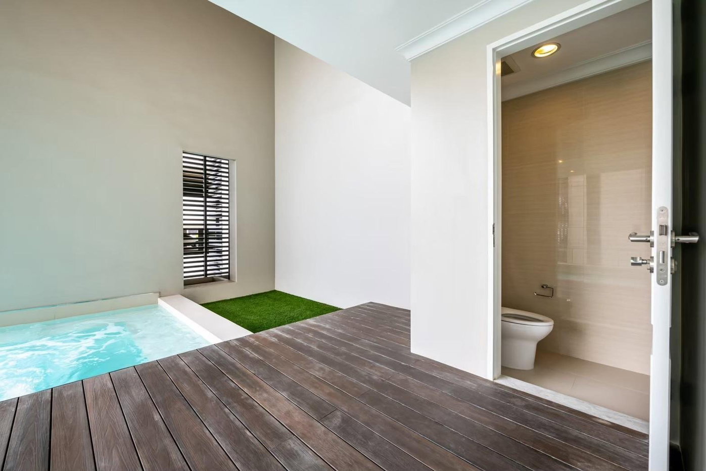 รูป LTHC10737– ขายด่วน! เทาน์เฮ้าราคาดี Townhome for sale 749 Residence 3 beds size 680 Sq.m. Near BTS Thong Lor Station ONLY 85MB - รูปที่ 10/15