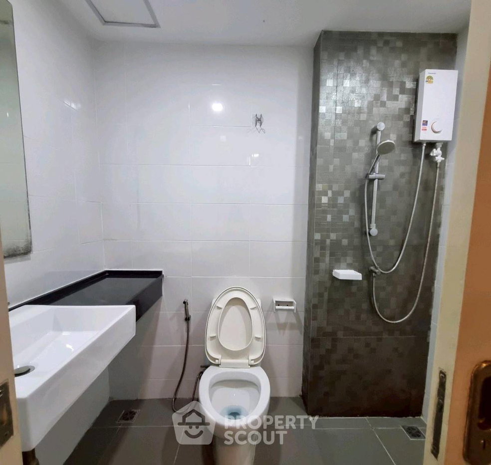 รูป คอนโด 1-ห้องนอน ที่ โคลเวอร์ ลาดพร้าว 83 ใน คลองเจ้าคุณสิงห์ (ID 2730773) - รูปที่ 6/8