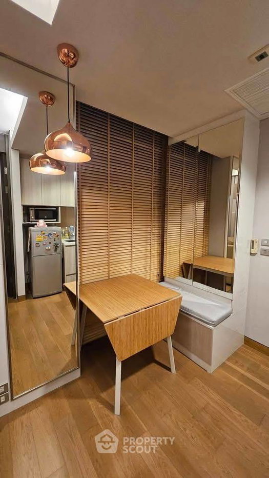 รูป คอนโด 1-ห้องนอน ที่ เดอะ ลุมพินี 24 ใกล้ BTS พร้อมพงษ์ (ID 2736954) - รูปที่ 1/9