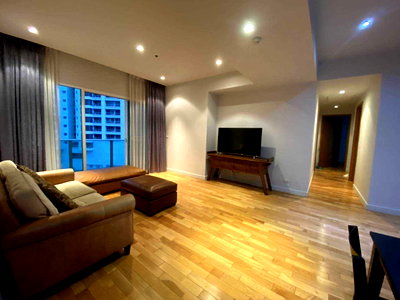 Condos for sale : LTH6395 – Millennium Residence FOR SALE 3 beds 3 baths Size 145 Sq.M. nearby BTS Asoke Station ONLY 24.5 MB