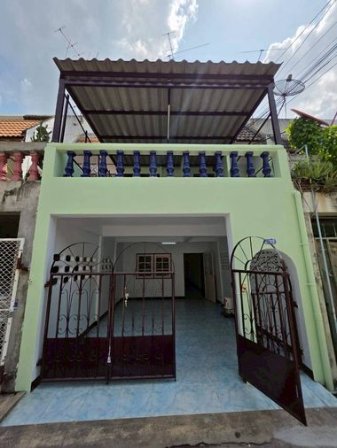 ให้เช่าถูก! หายาก ทาวน์เฮ้าส์รีโนเวทใหม่ สุขุมวิท93 แยกพึ่งมี50/1