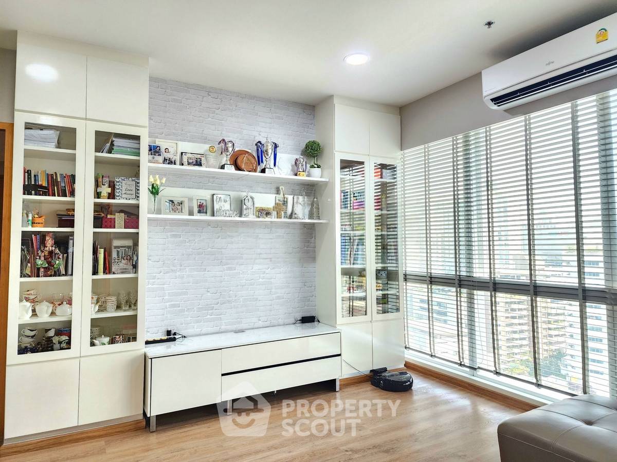 รูป คอนโด 2-ห้องนอน ที่ มิลเลนเนียม เรสซิเด้นส์ แอท สุขุมวิท คอนโดมิเนียม ใกล้ BTS อโศก (ID 2735930) - รูปที่ 5/11