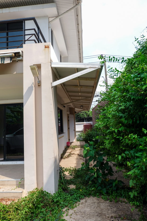 รูป ✨ Rare Item! ขายบ้านเดี่ยวสร้างเอง รัชดา-เสนานิคม 1 (แยก 12) — พื้นที่ 87 ตร.ว. ทำเลทองใจกลางเมือง ✨ - รูปที่ 41/42