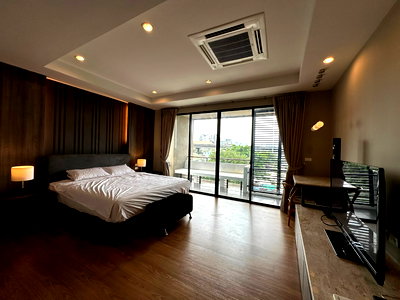 เช่าทาวน์โฮม วิทยาลัยเซาธ์อีสท์บางกอก : ปล่อยเช่าทาวเฮ้าส์ หมู่บ้าน Bless town สุขุมวิท 50