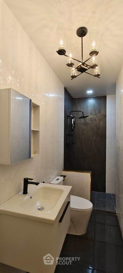 รูป ทาวน์เฮ้าส์ 2-ห้องนอน ใกล้ พัทยาตะวันออก (ID 2739631) - รูปที่ 21/29