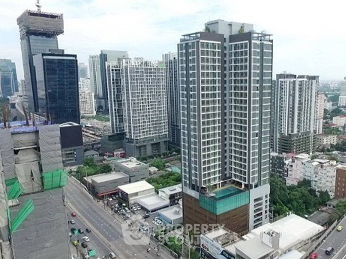 picture 1-BR Condo at Rhythm Asoke Ll near MRT Phra Ram 9 (ID 2735827) - 2/4