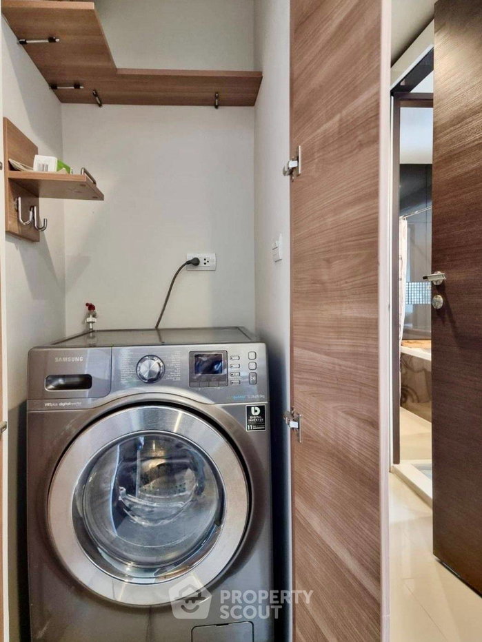 รูป คอนโด 1-ห้องนอน ที่ ริธึ่ม สาทร ใกล้ BTS สะพานตากสิน (ID 2738554) - รูปที่ 10/12