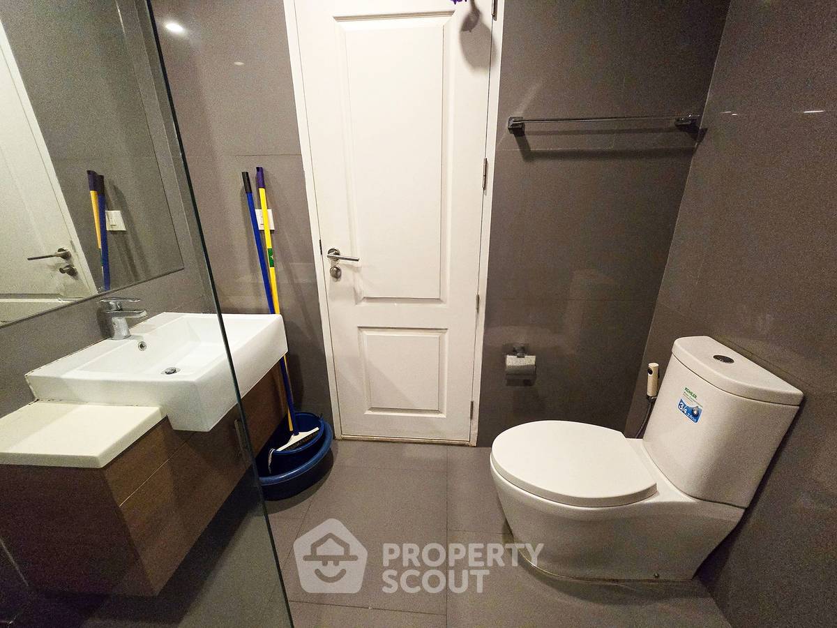 รูป คอนโด สตูดิโอ ที่ โนเบิล รีโว สีลม ใกล้ BTS สุรศักดิ์ (ID 2739904) - รูปที่ 10/11