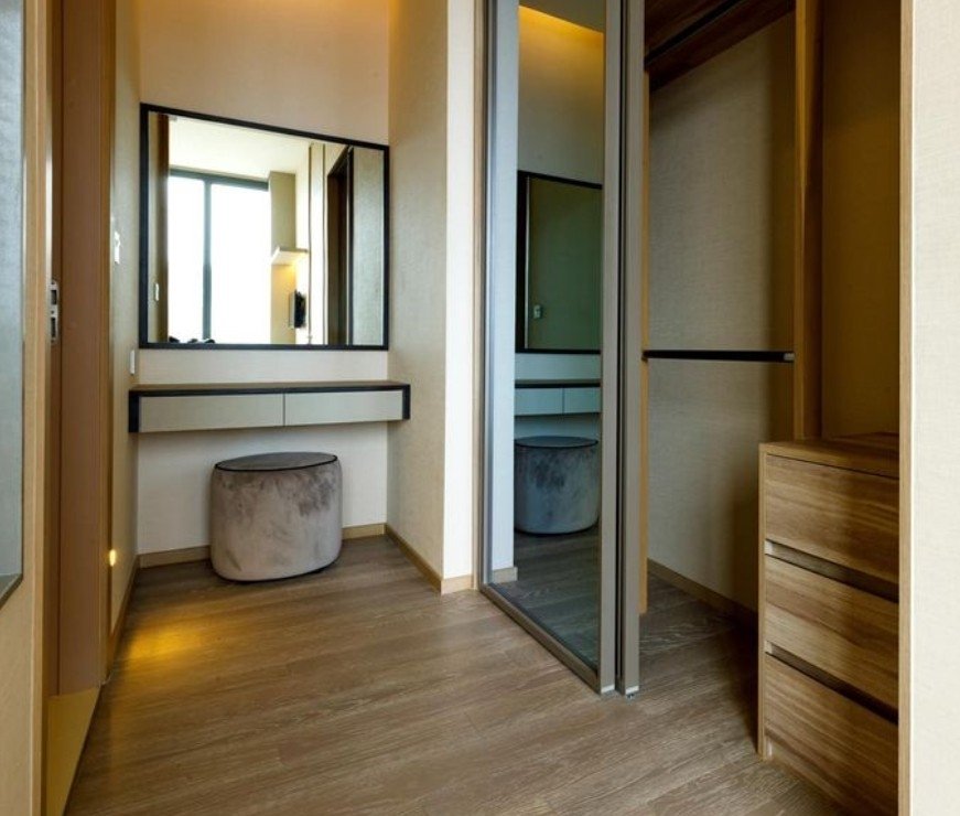 รูป LTH5185 – The ESSE Asoke FOR SALE 1 bed 1 bath size 44 Sq.M. Nearby MRT Sukhumvit station ONLY 13.2 MB - รูปที่ 2/5