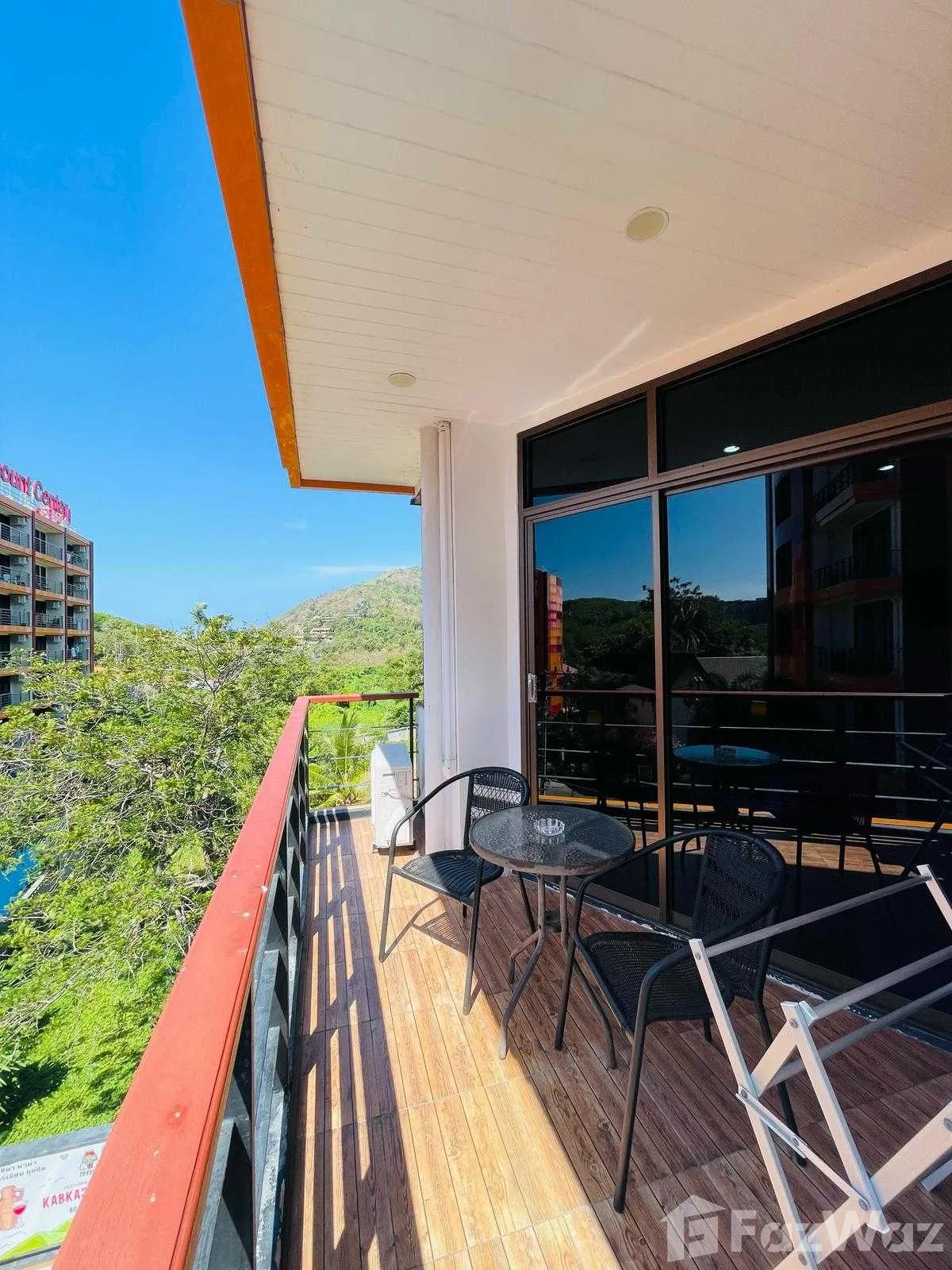 2 Bedroom Condo For Sale in NBC 6115562