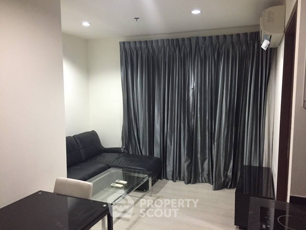 picture 1-BR Condo at Rhythm Asoke near MRT Phra Ram 9 (ID 2735490) - 1/6
